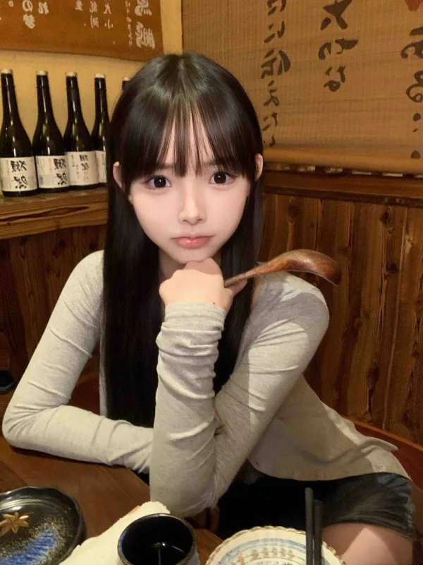 台中外送茶-翁蔓|2222外送茶